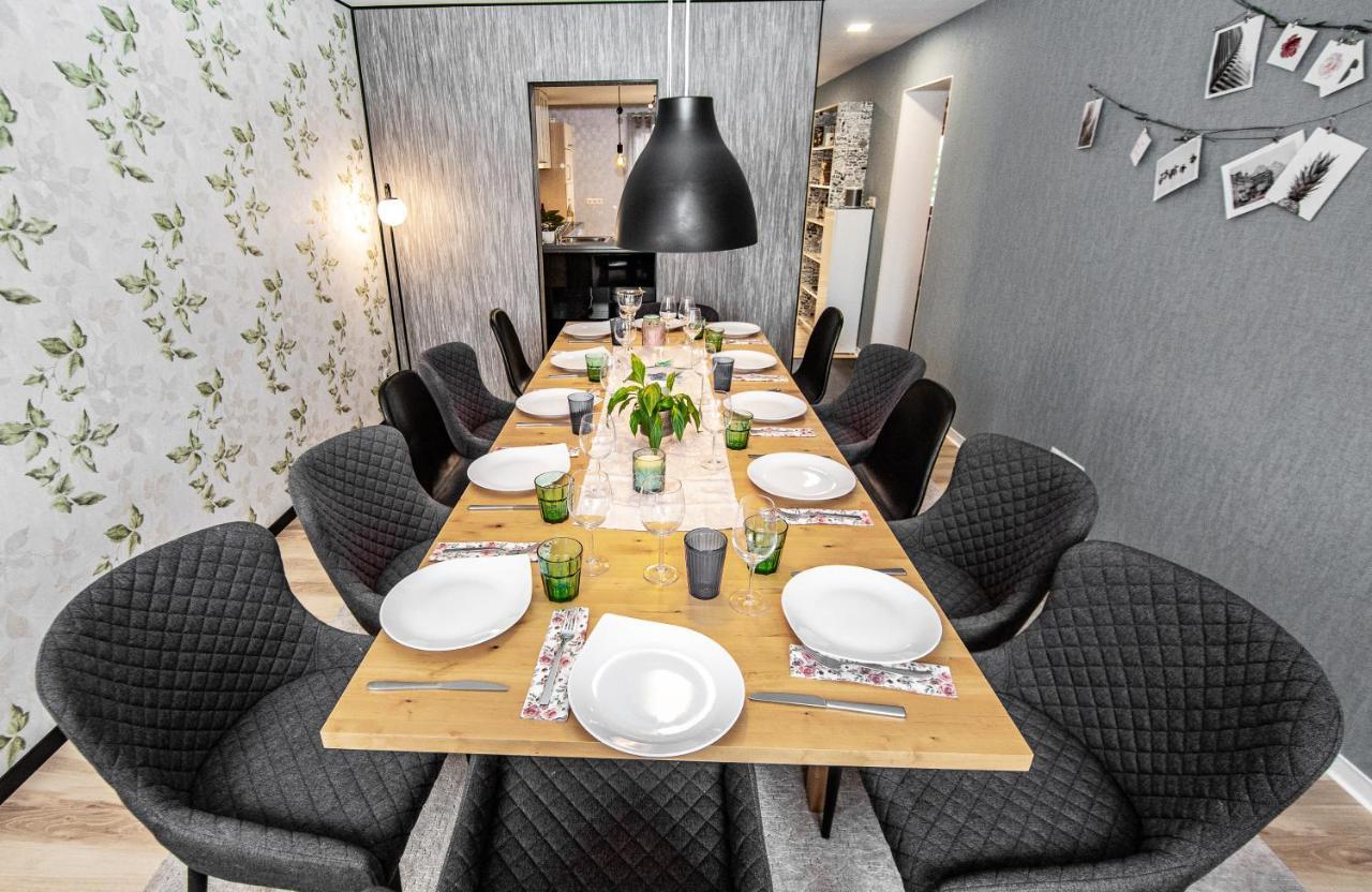 Bookeinfach Bad Ems - Private - Sauna Jacuzzi Whirlpool Swimmingpool Alahna Sup Beachvolleyball Billiards Ping Pong Cinema Theater Music Disco Ball Bbq Und Parkplaetze Exterior photo