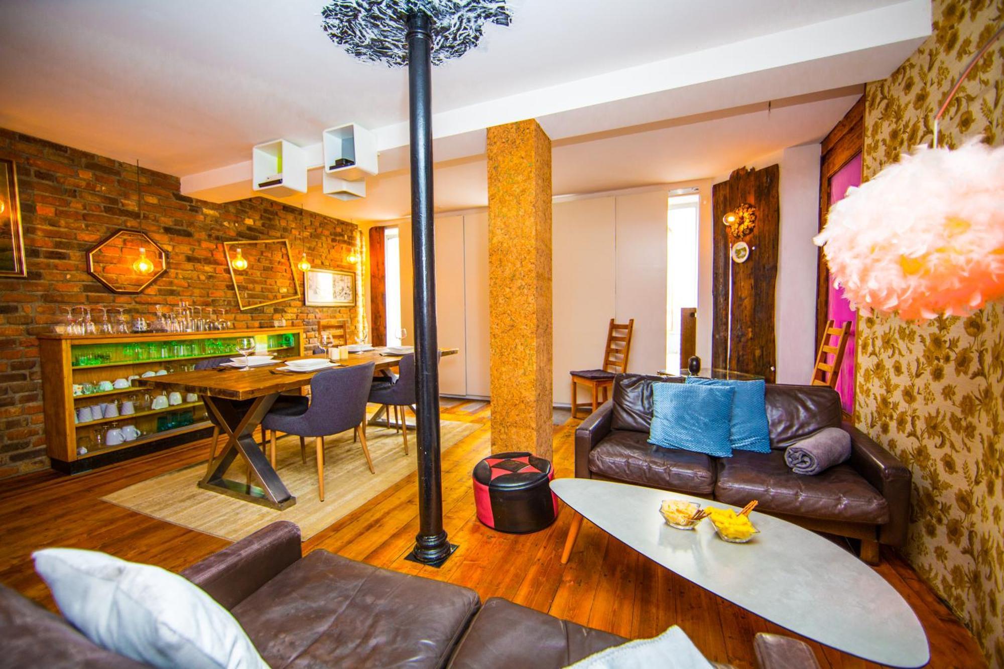 Bookeinfach Bad Ems - Private - Sauna Jacuzzi Whirlpool Swimmingpool Alahna Sup Beachvolleyball Billiards Ping Pong Cinema Theater Music Disco Ball Bbq Und Parkplaetze Exterior photo