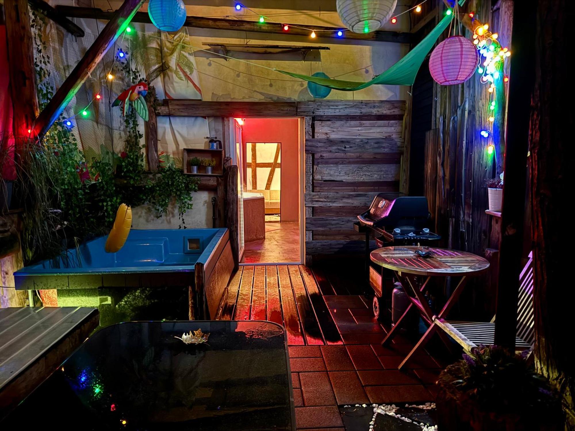 Bookeinfach Bad Ems - Private - Sauna Jacuzzi Whirlpool Swimmingpool Alahna Sup Beachvolleyball Billiards Ping Pong Cinema Theater Music Disco Ball Bbq Und Parkplaetze Exterior photo